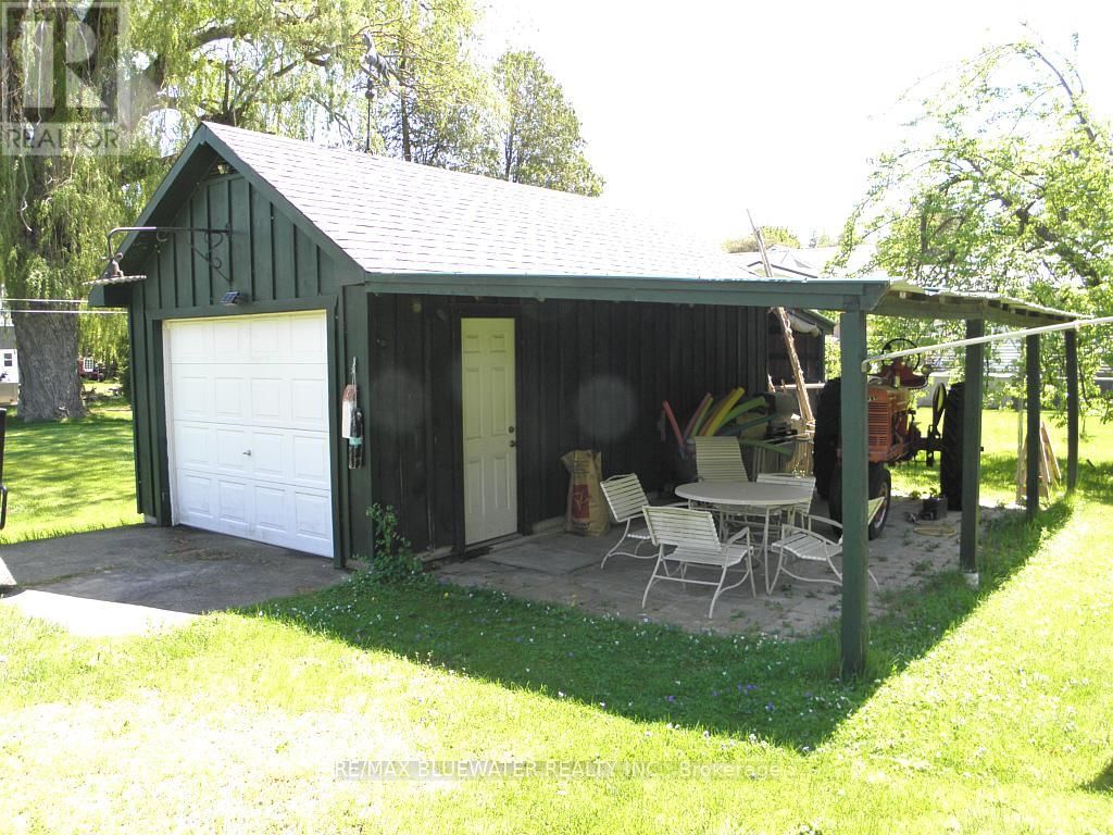 6493 WEST PARKWAY DRIVE Image 38