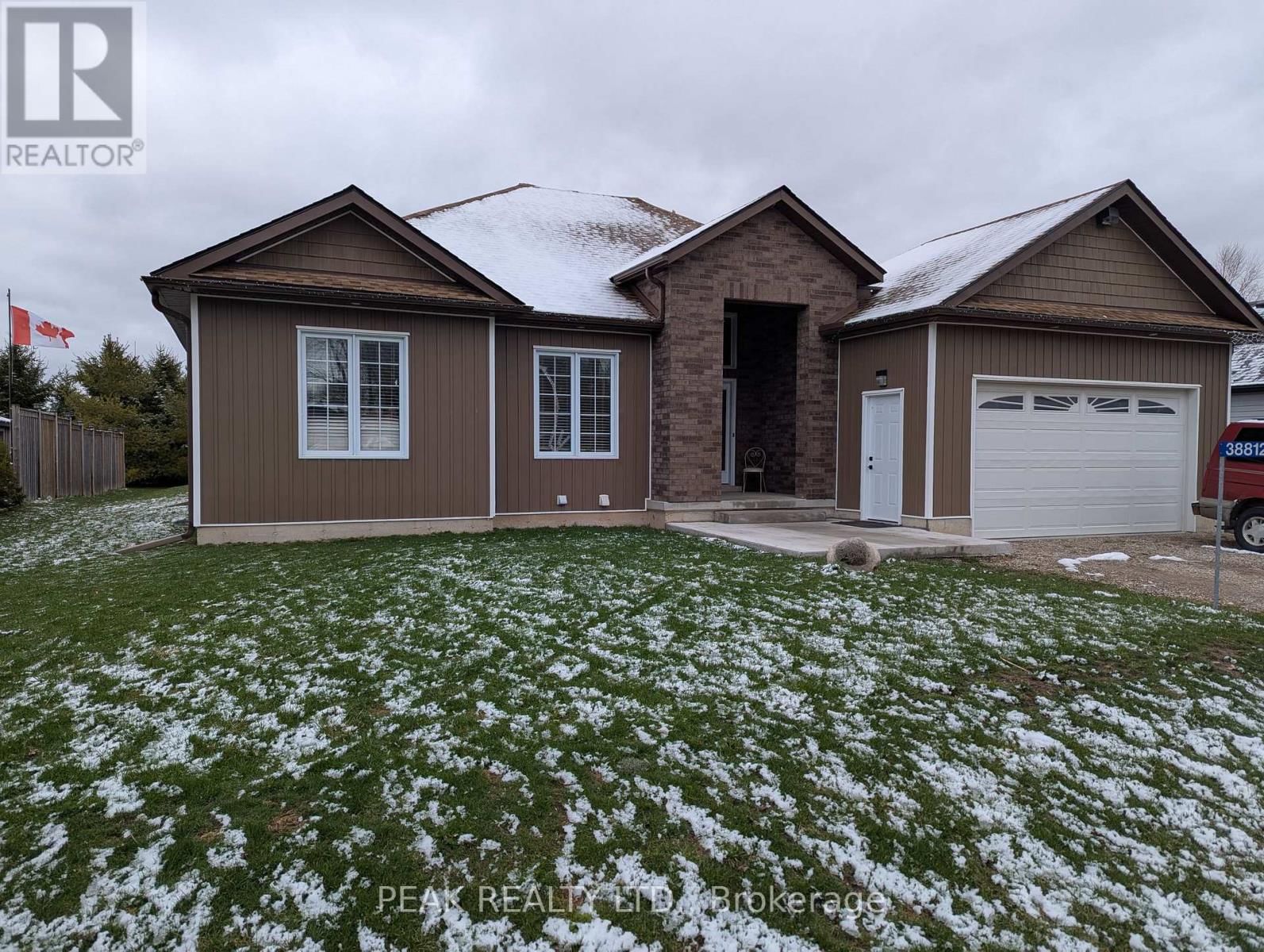 38812 VIENNA STREET Image 1