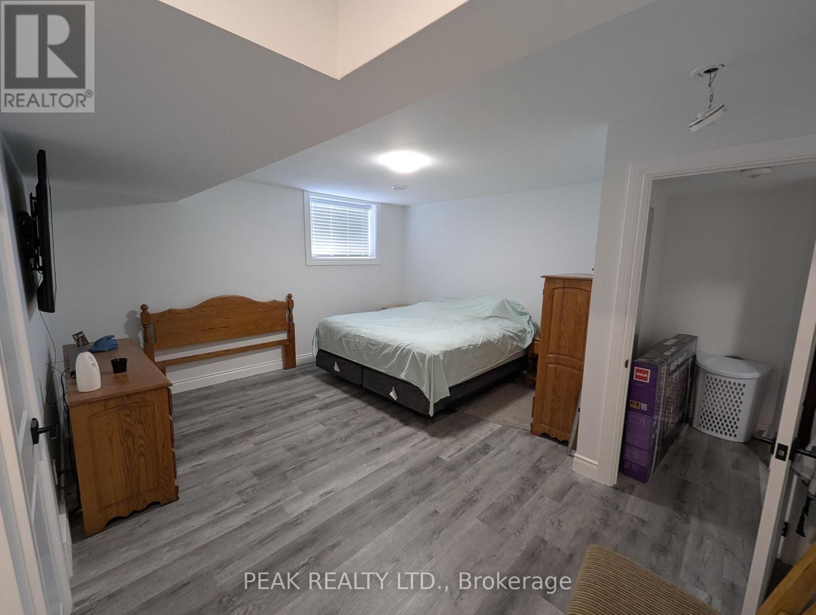 38812 VIENNA STREET Image 16