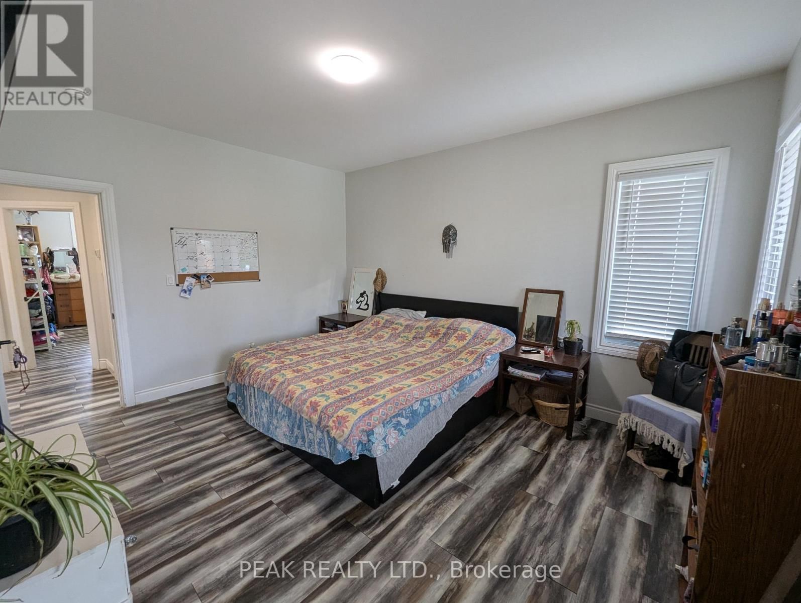 38812 VIENNA STREET Image 9