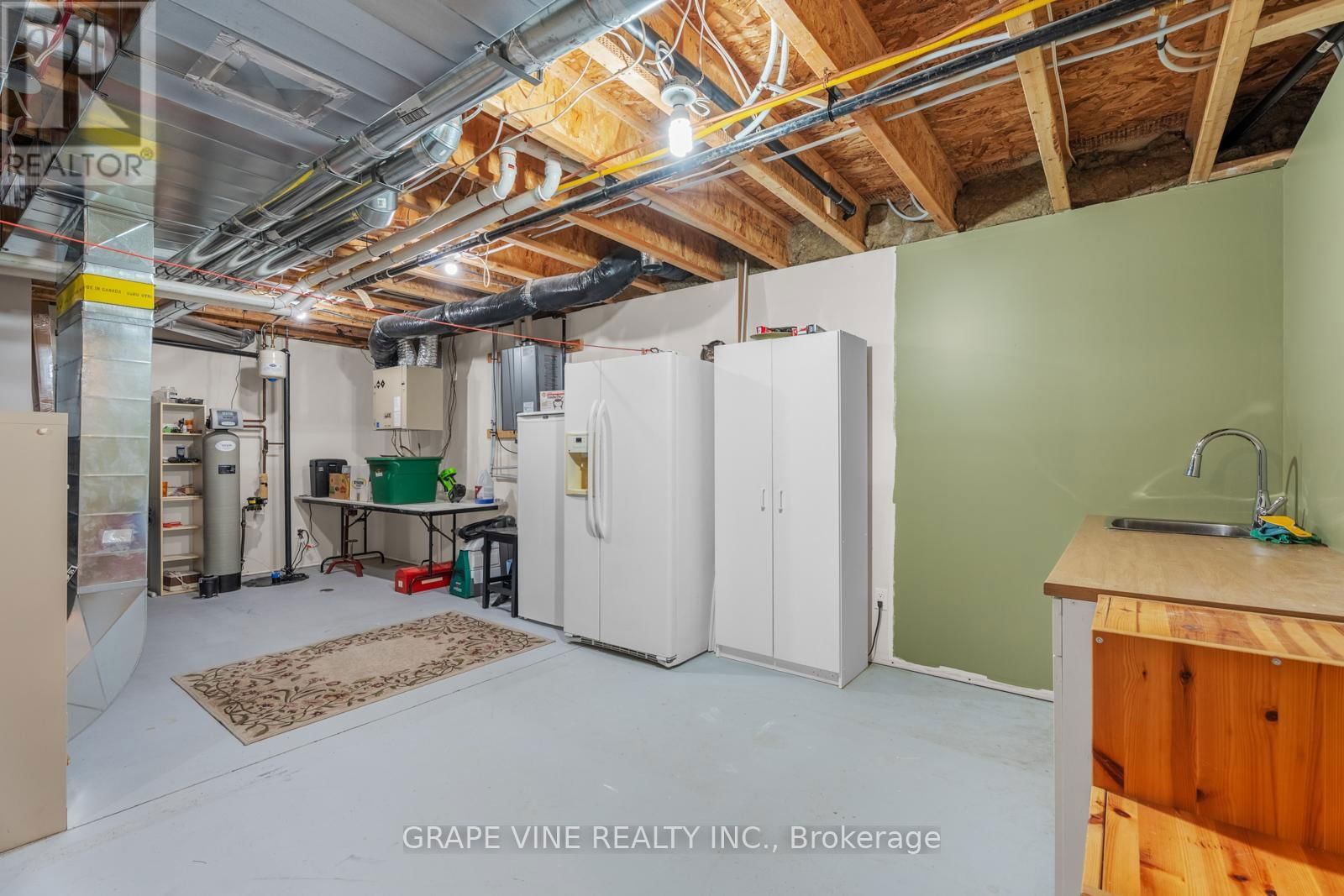 207 MCKENNY STREET Image 34