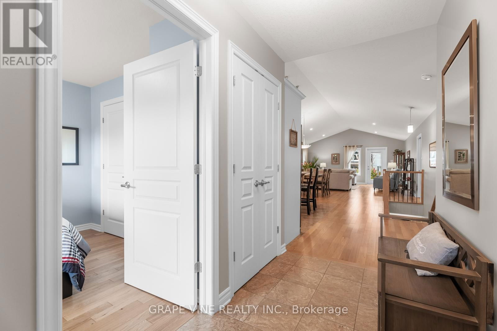 207 MCKENNY STREET Image 7