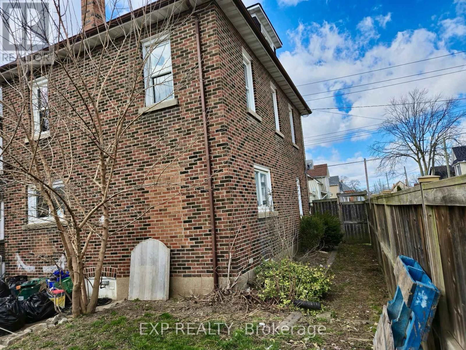 93 STATE STREET Image 6