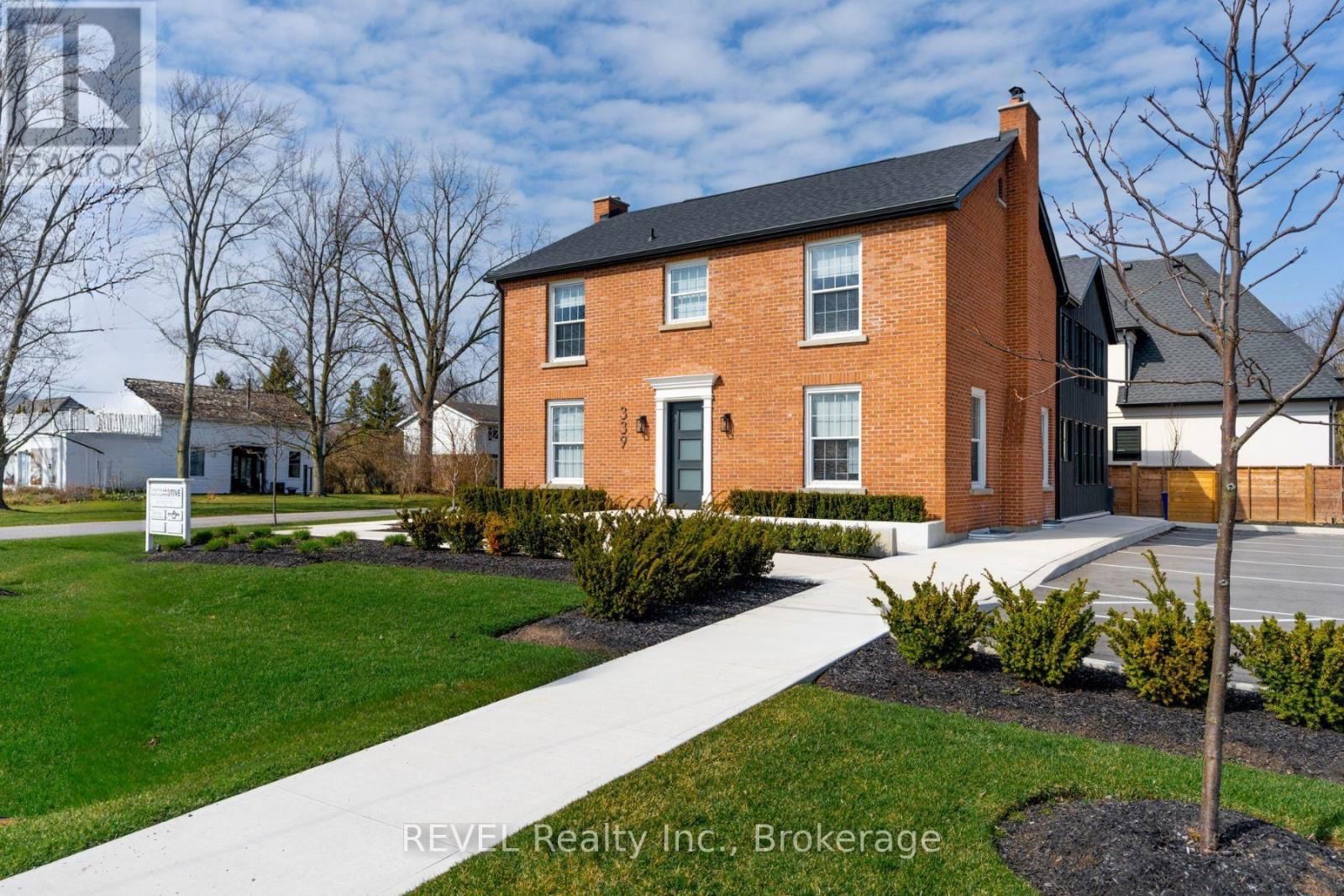 339 MARY STREET Image 1