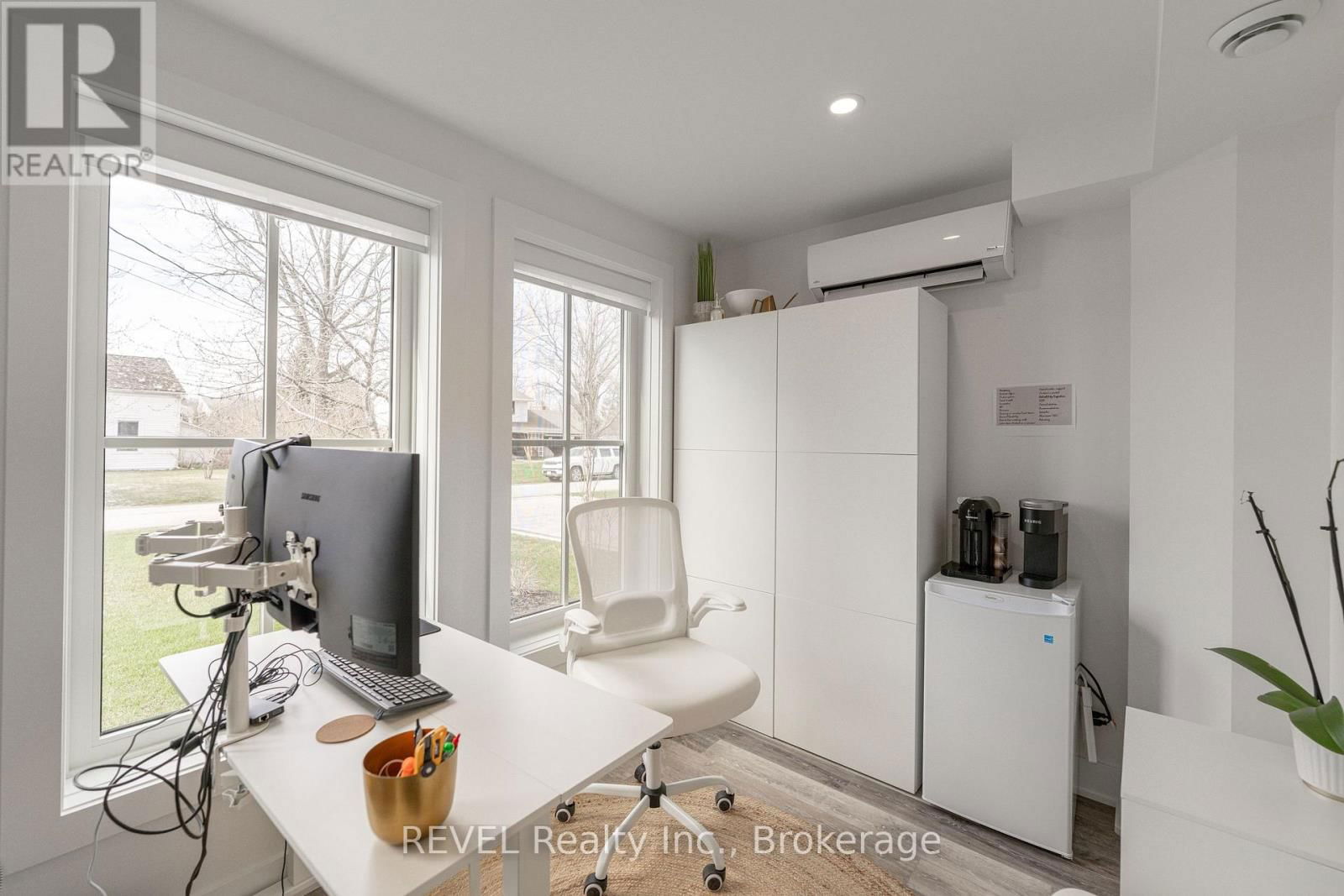 339 MARY STREET Image 39