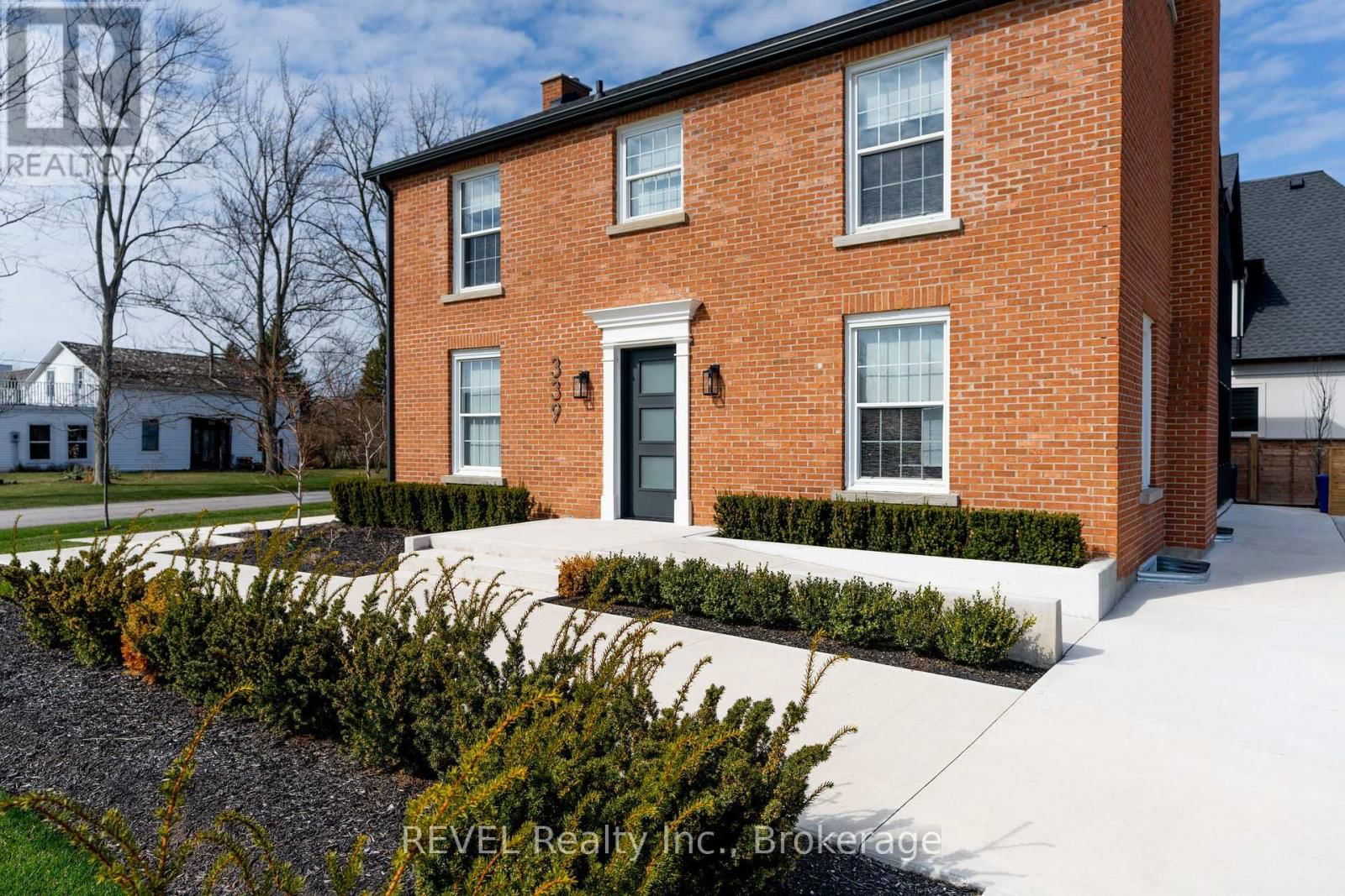 339 MARY STREET Image 5