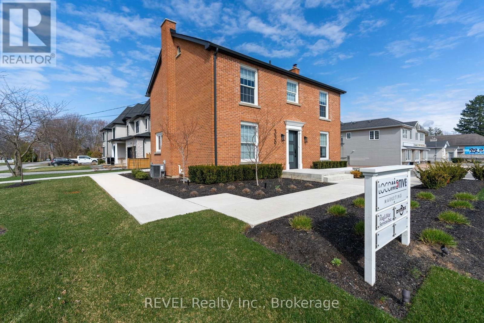 339 MARY STREET Image 8