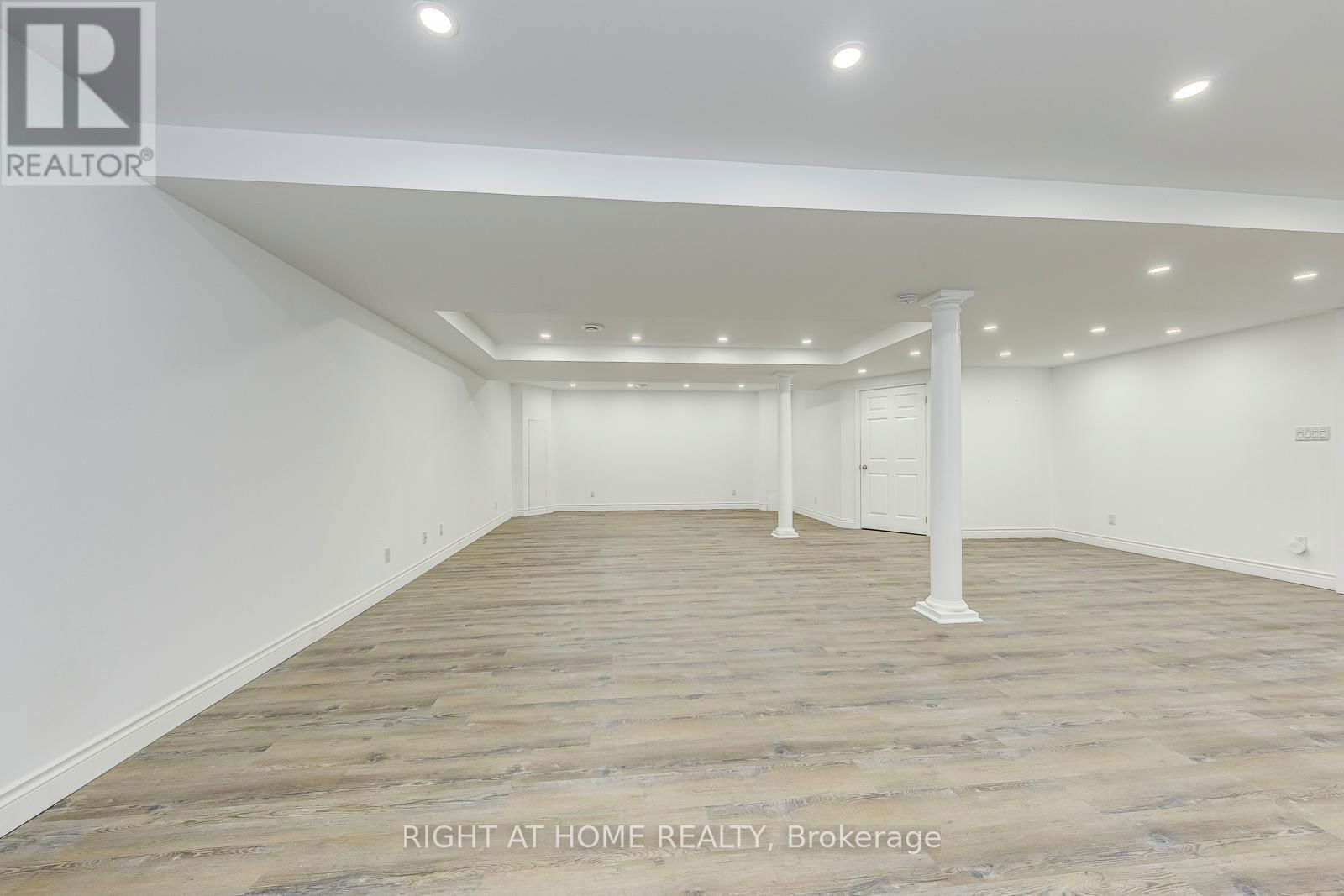 8 HACKAMORE COURT Image 36