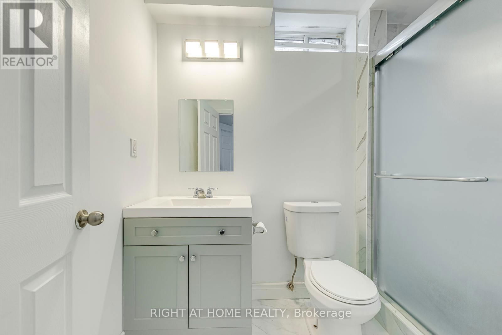 8 HACKAMORE COURT Image 41