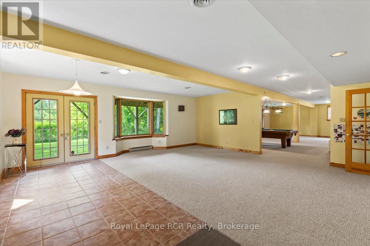 284 2ND AVENUE Image 26