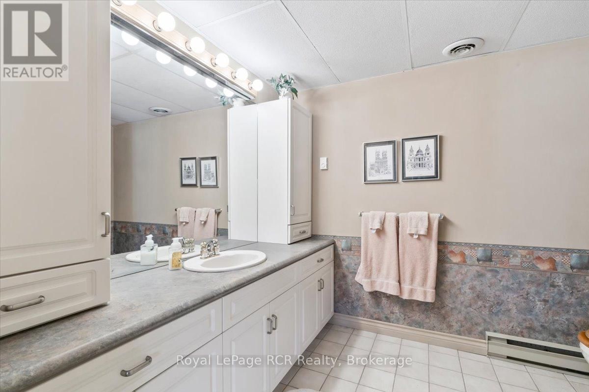 284 2ND AVENUE Image 29