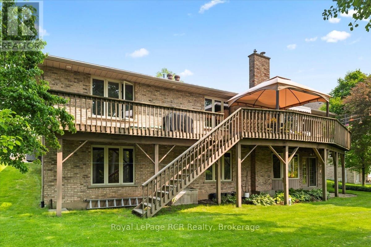 284 2ND AVENUE Image 35