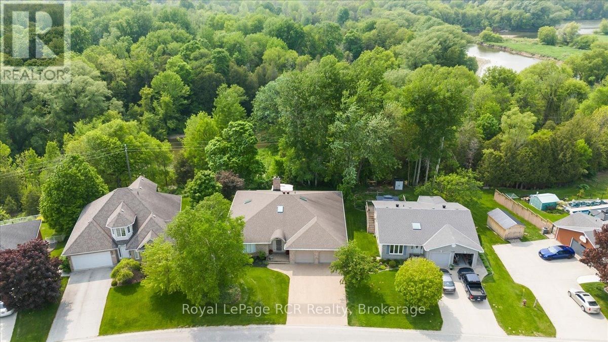 284 2ND AVENUE Image 48