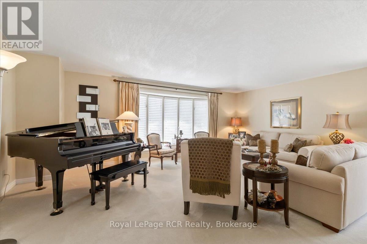 284 2ND AVENUE Image 5