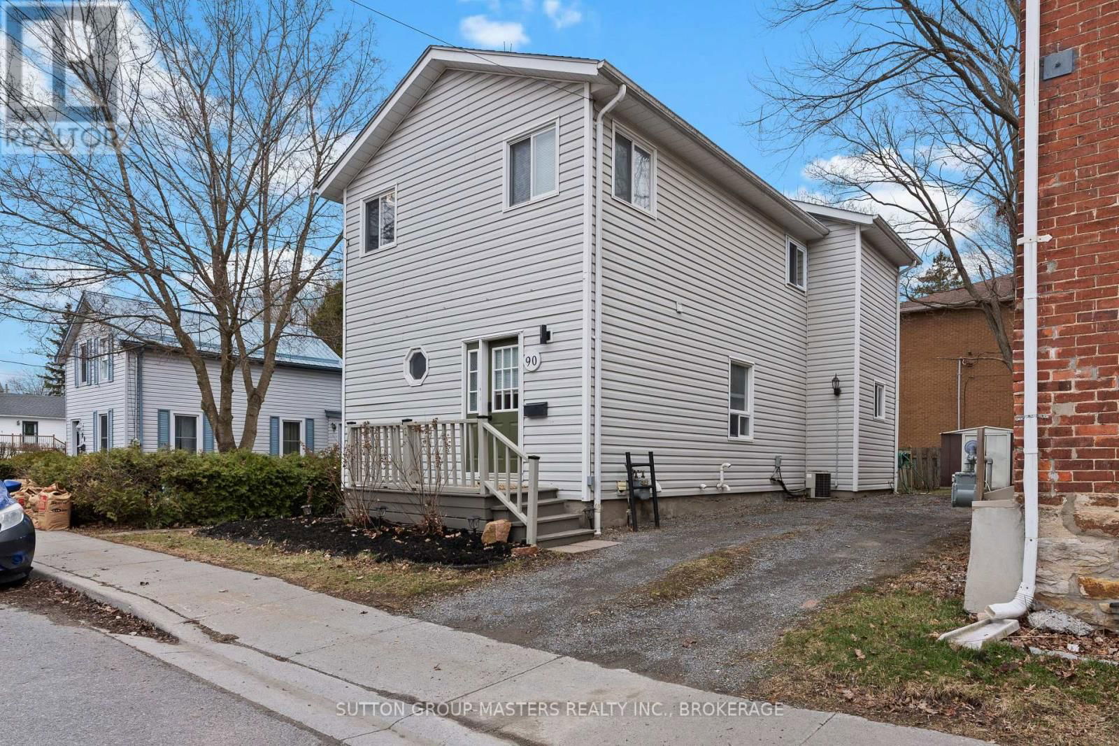 90 HICKORY STREET Image 2