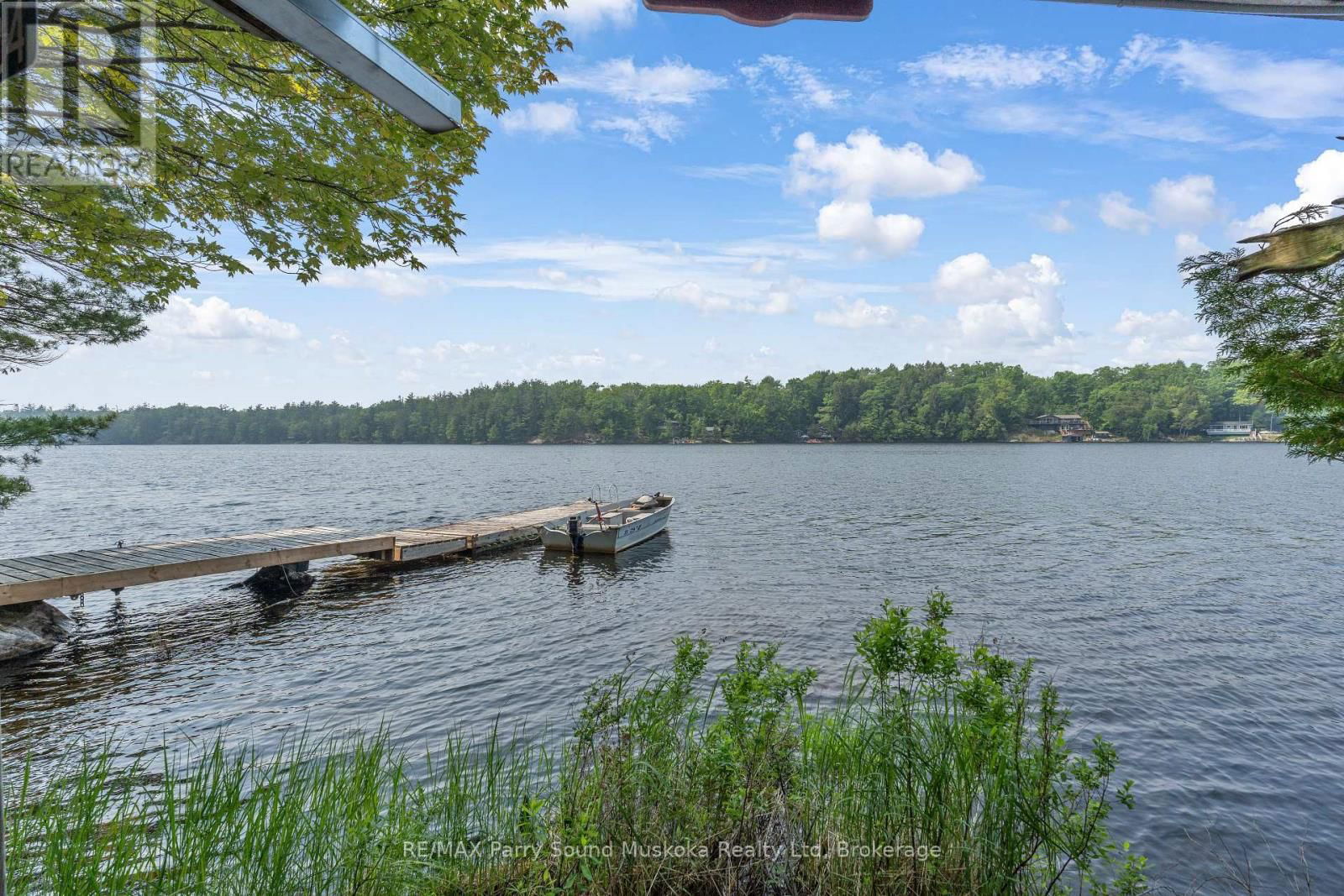 124 HEALEY LAKE WATER Image 3