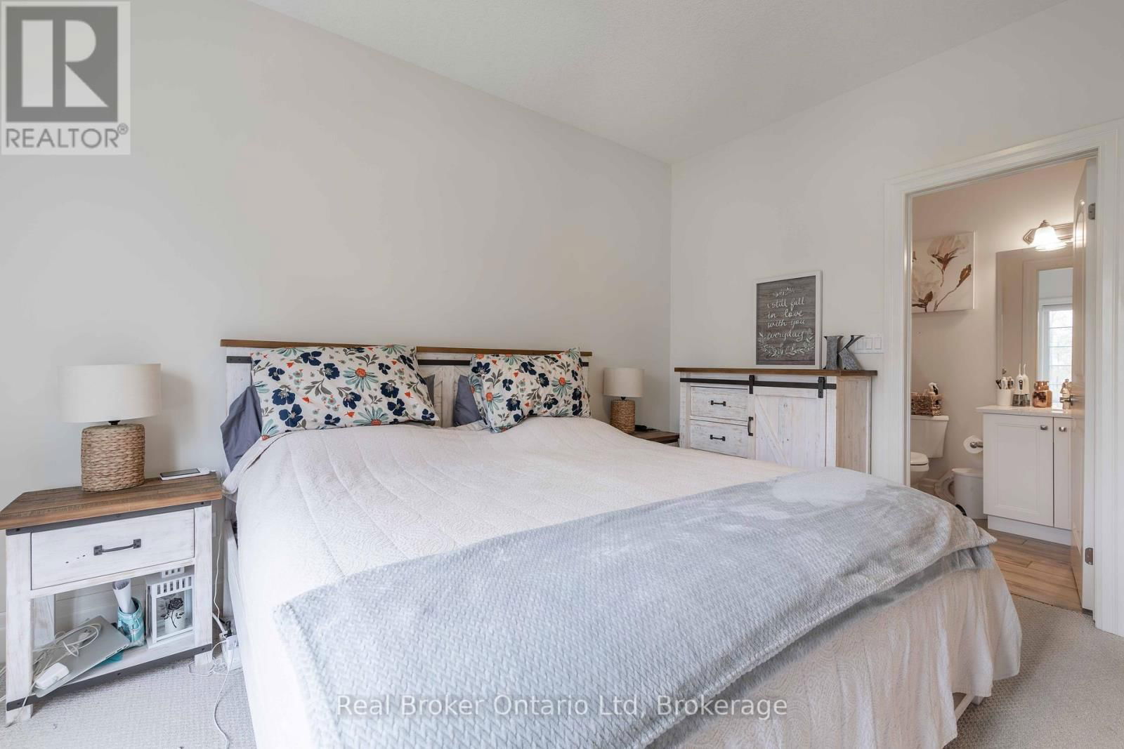 315 TELFORD TRAIL Image 13