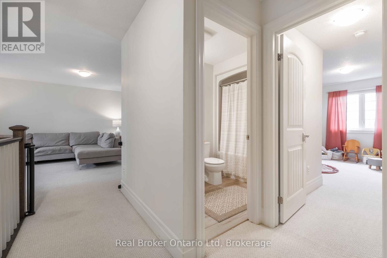 315 TELFORD TRAIL Image 15