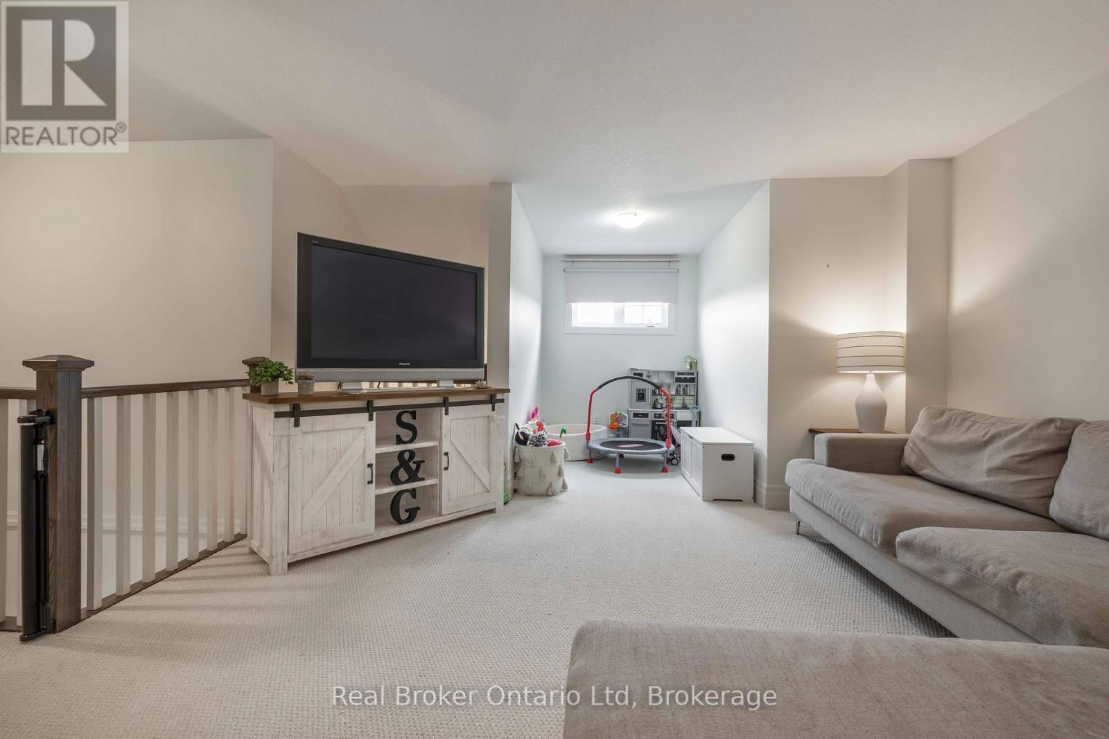 315 TELFORD TRAIL Image 20