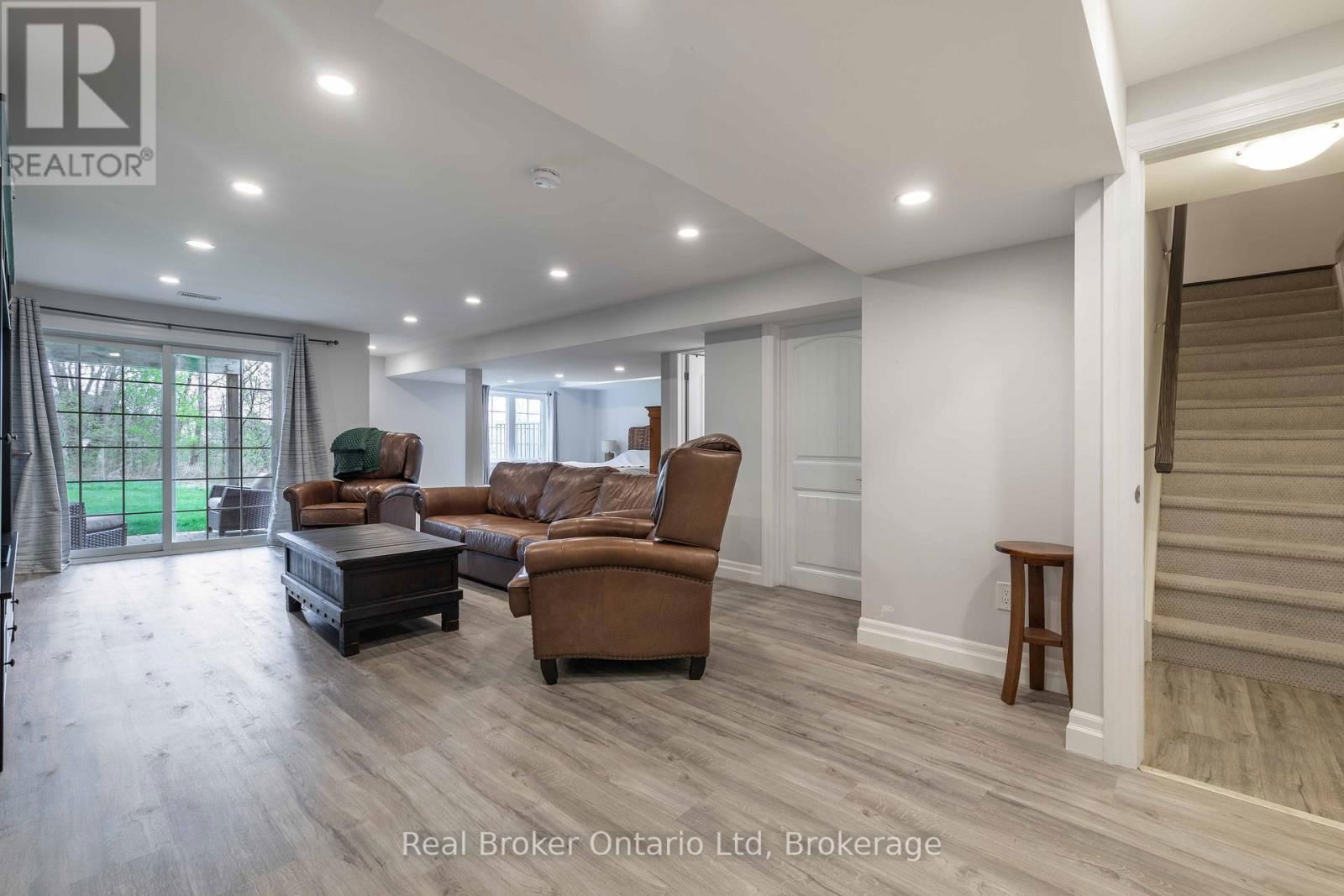 315 TELFORD TRAIL Image 22