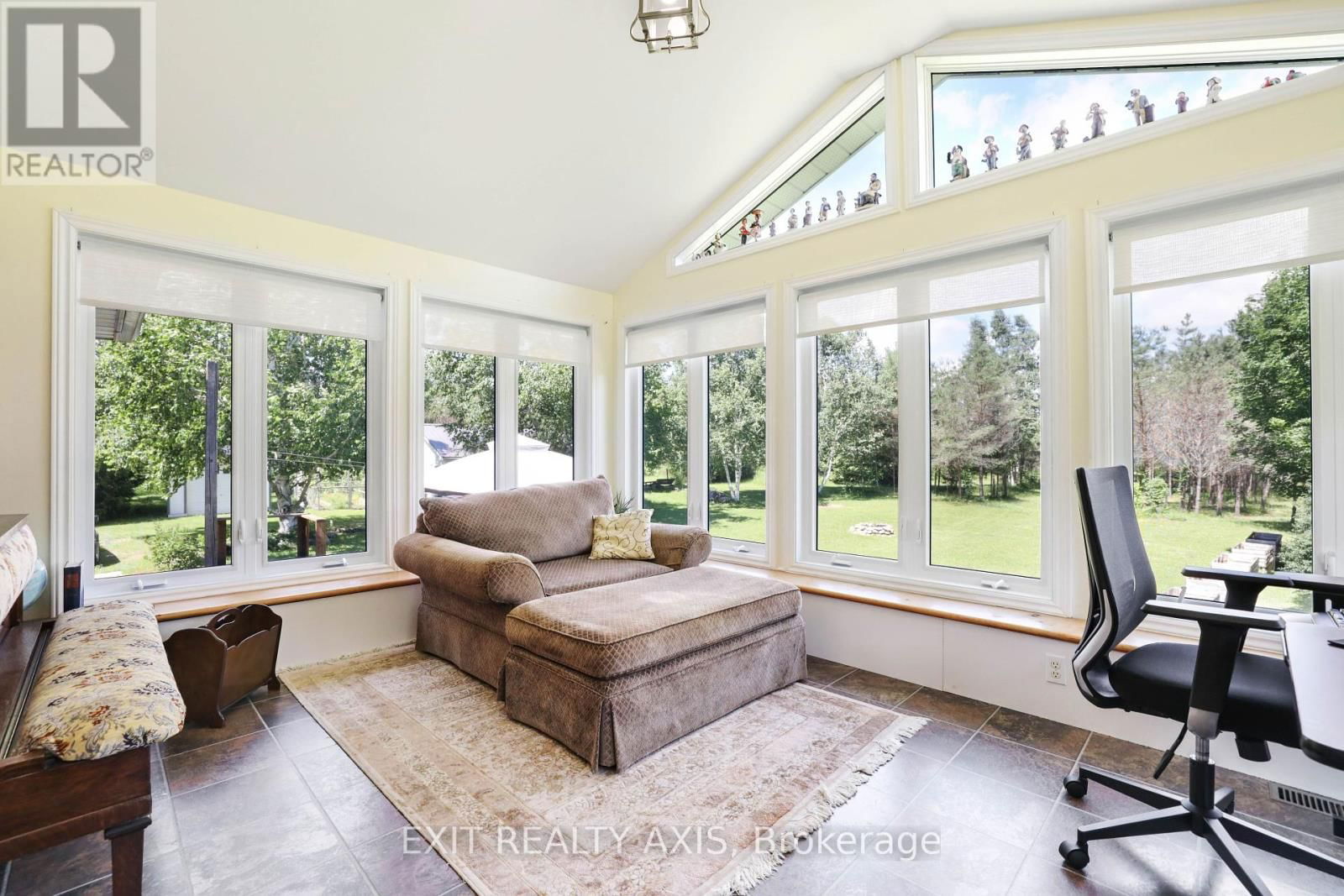 42 STRICKLAND ROAD Image 12