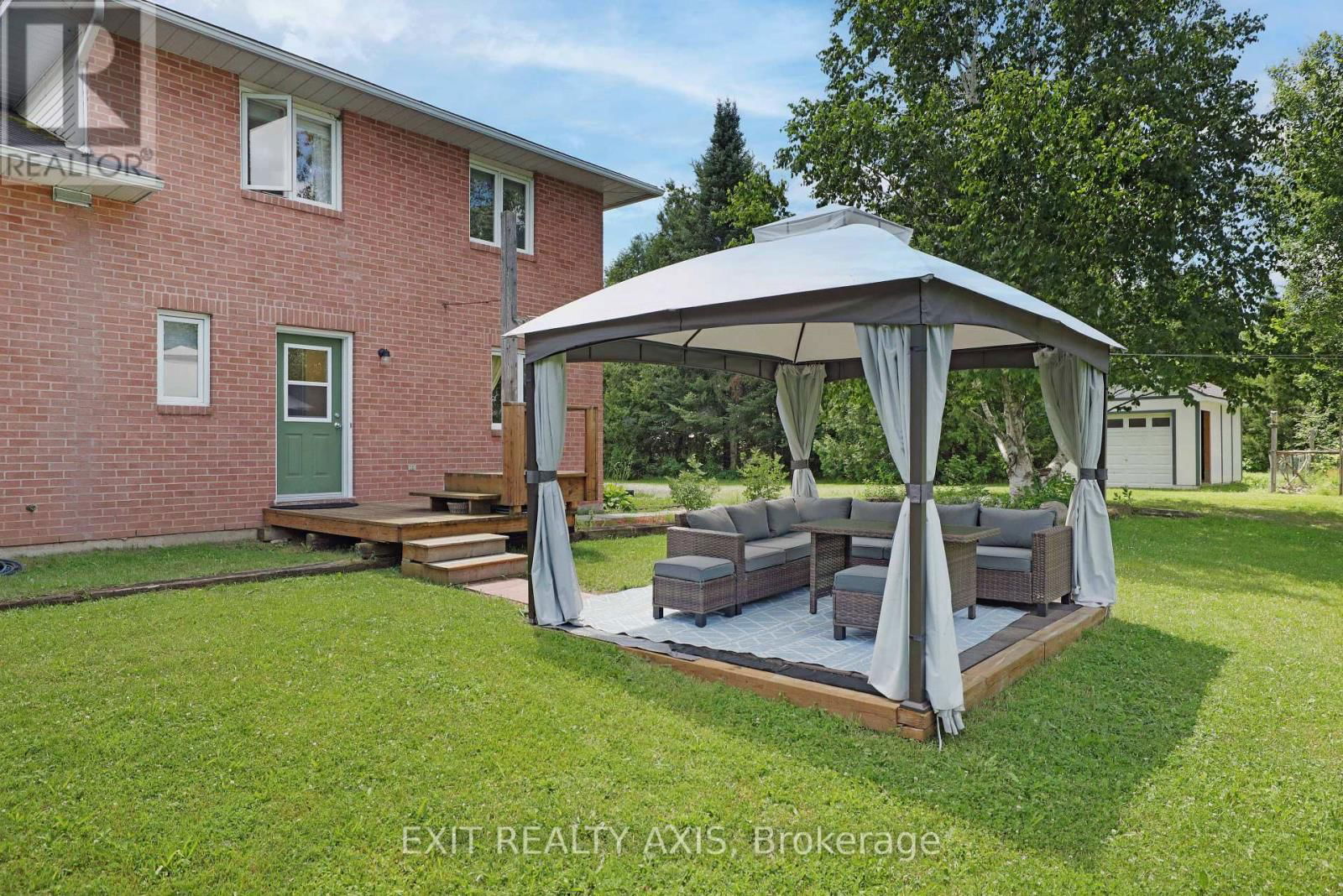 42 STRICKLAND ROAD Image 28