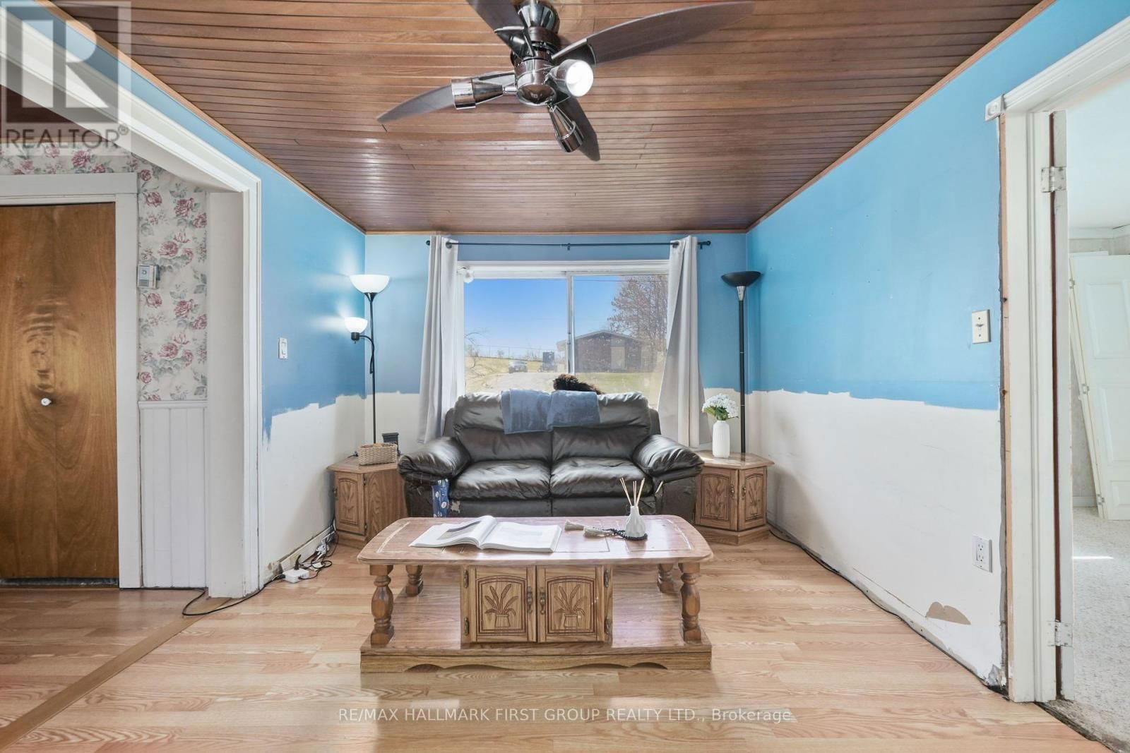 19 HALSTEAD ROAD Image 12