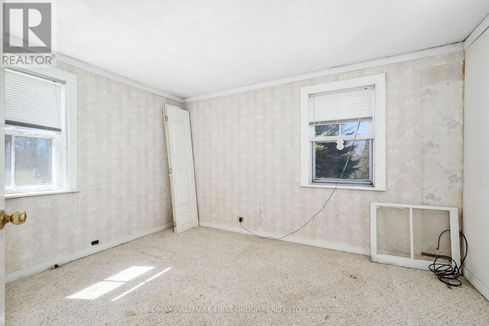19 HALSTEAD ROAD Image 16