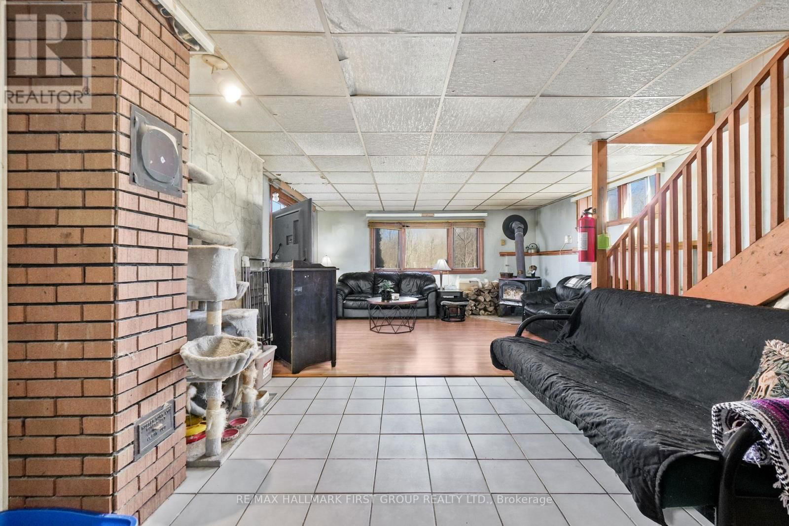 19 HALSTEAD ROAD Image 17