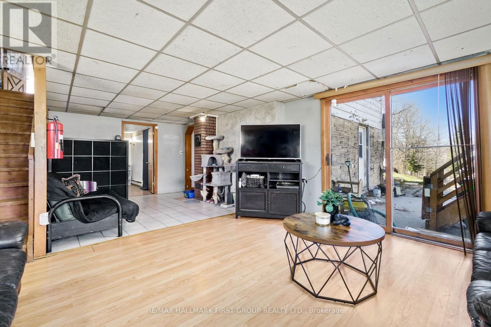 19 HALSTEAD ROAD Image 18