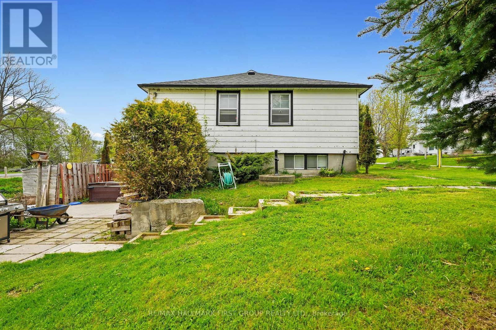 19 HALSTEAD ROAD Image 30