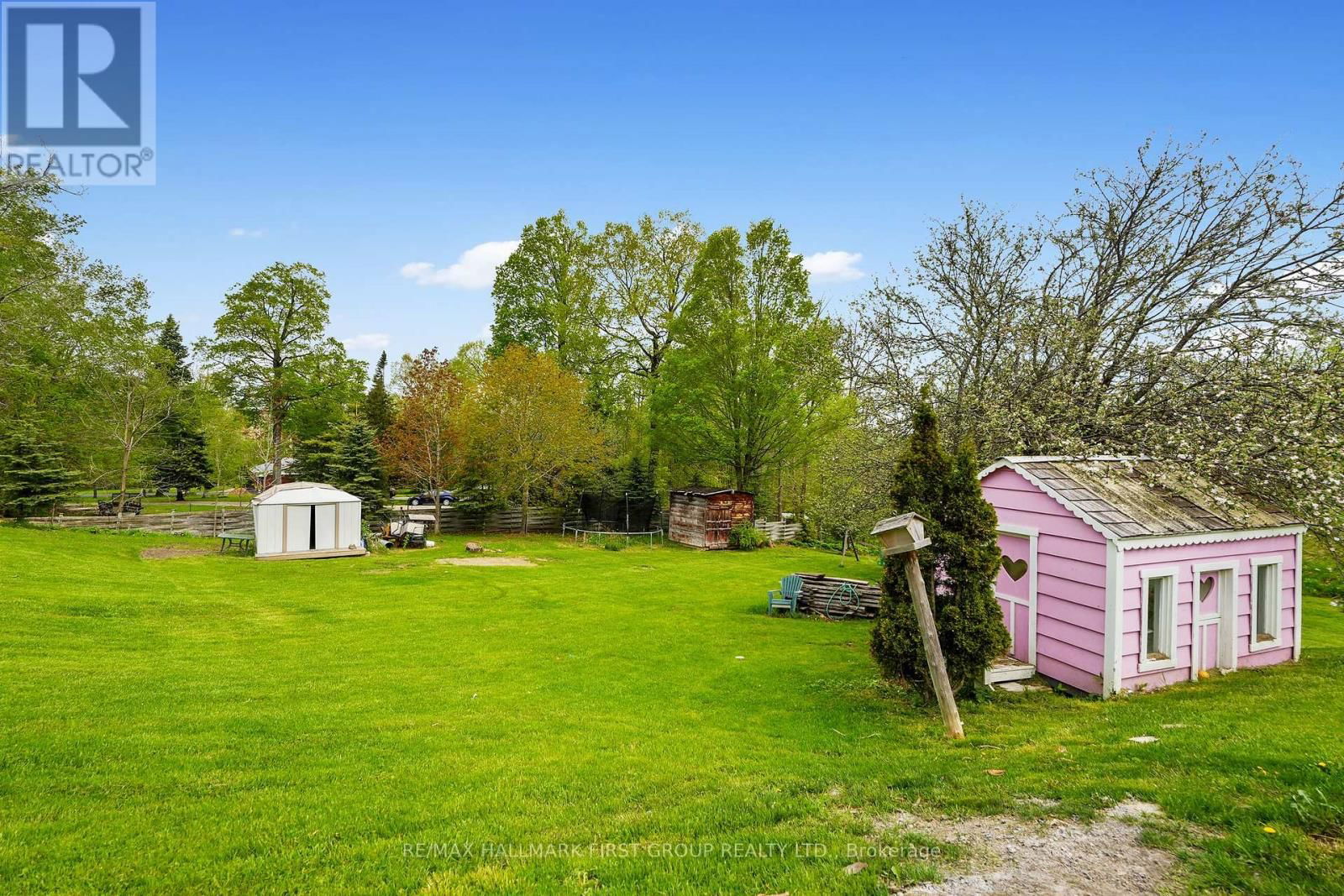 19 HALSTEAD ROAD Image 35