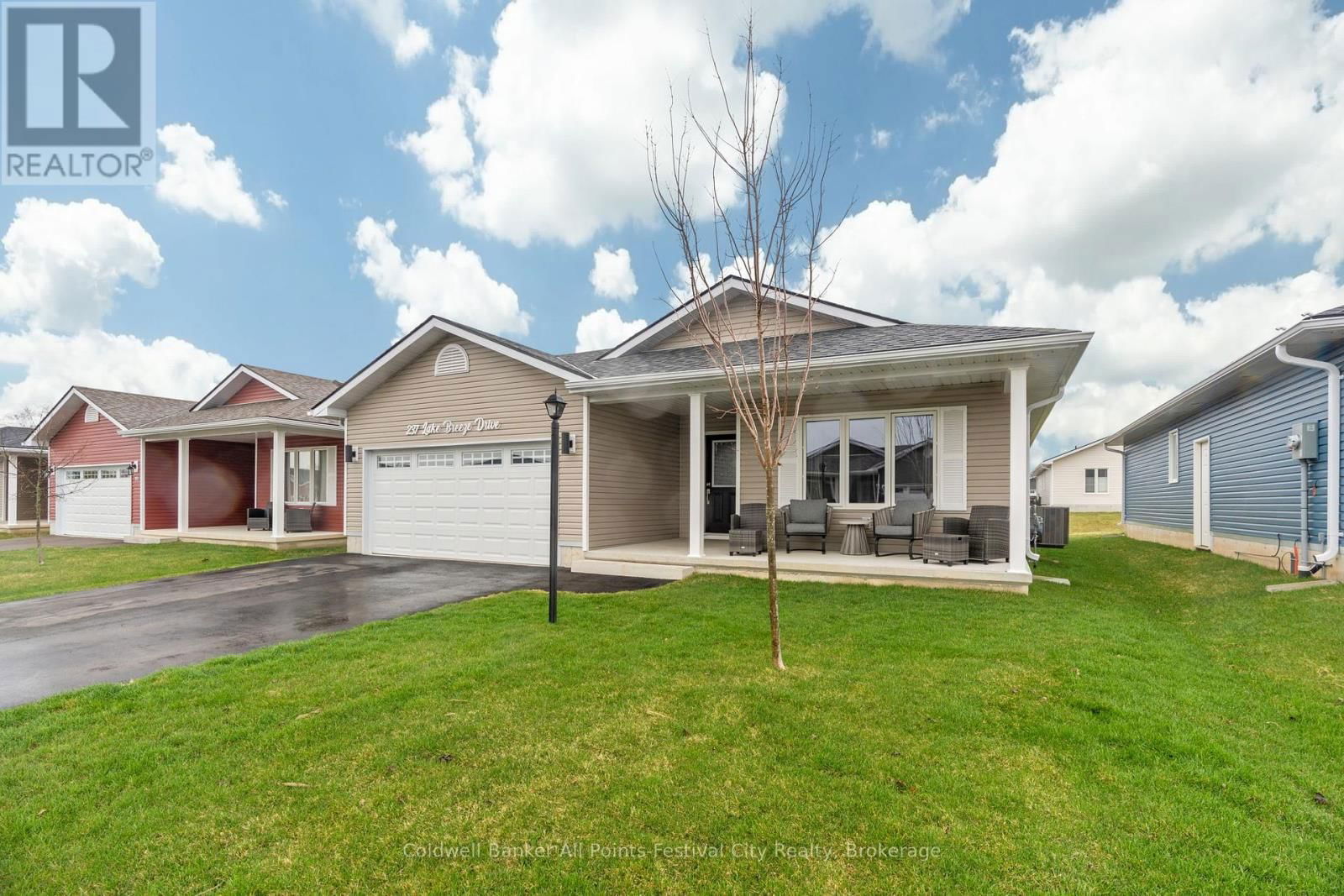 237 LAKE BREEZE DRIVE Image 3