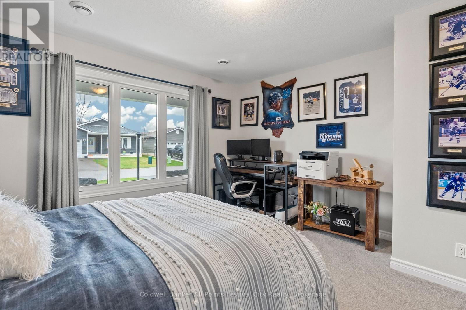 237 LAKE BREEZE DRIVE Image 32
