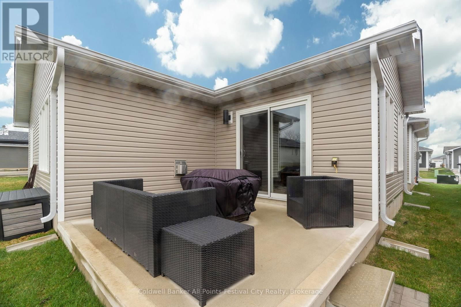 237 LAKE BREEZE DRIVE Image 39