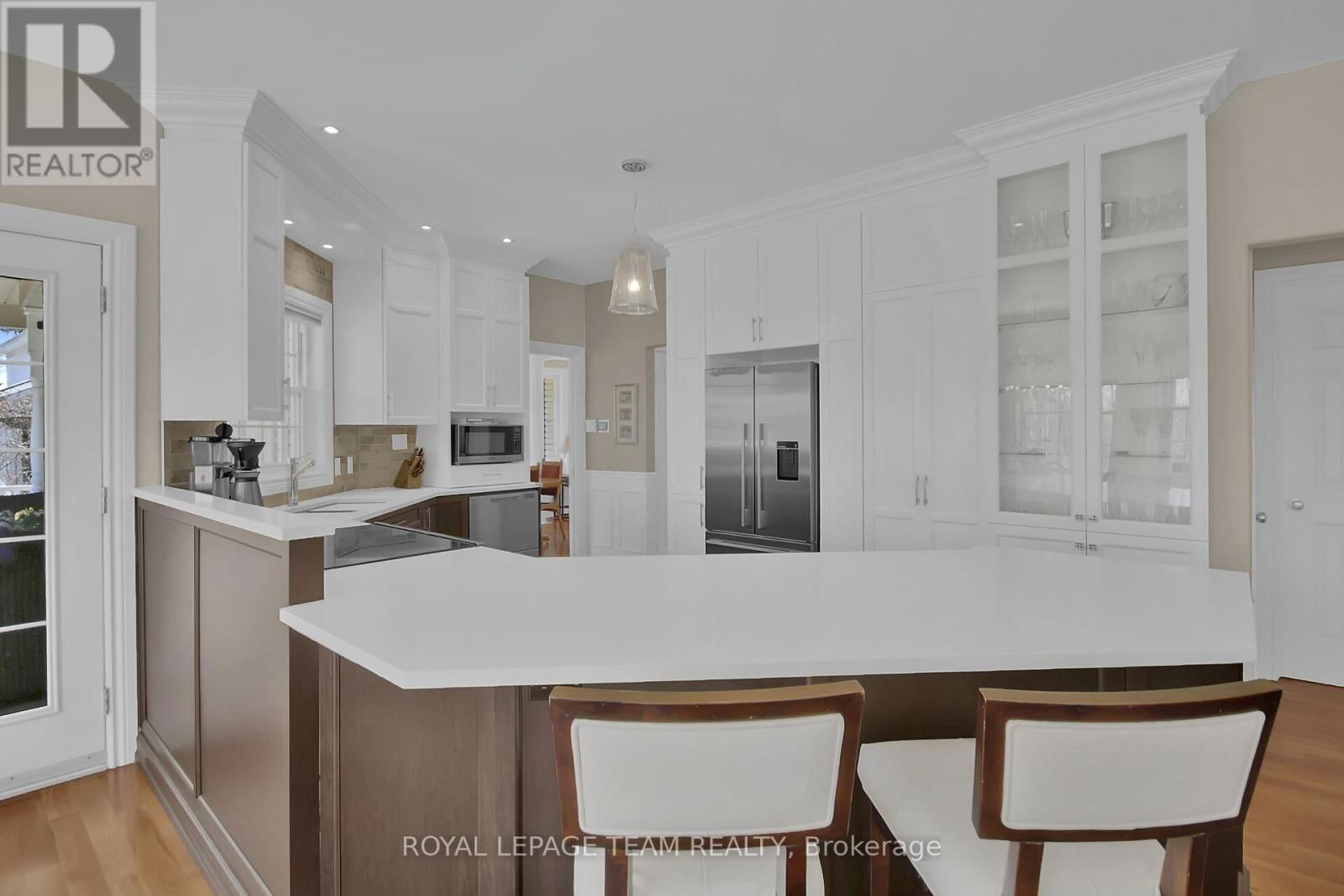 1621 SHAUNA CRESCENT Image 10