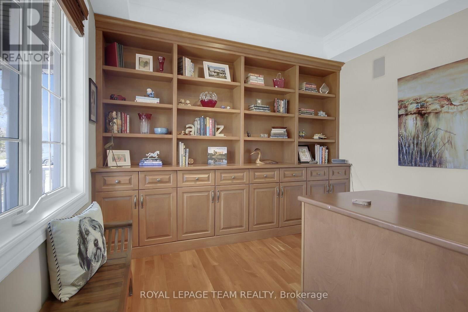 1621 SHAUNA CRESCENT Image 18
