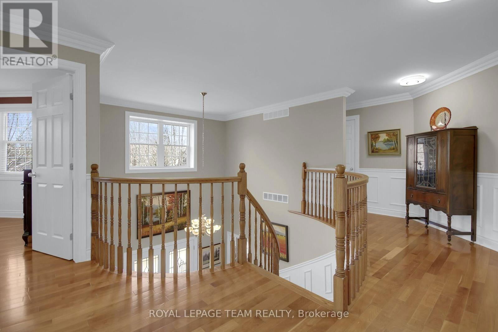 1621 SHAUNA CRESCENT Image 21