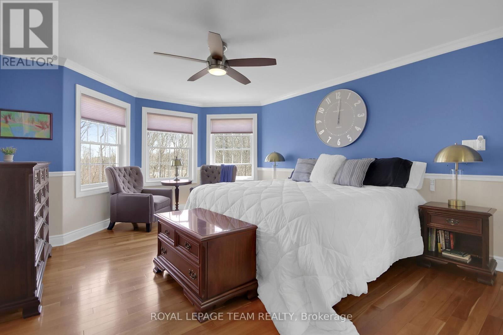 1621 SHAUNA CRESCENT Image 22