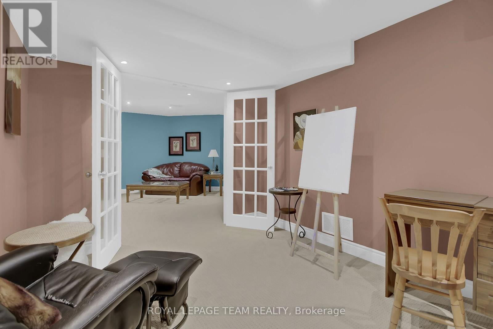 1621 SHAUNA CRESCENT Image 35