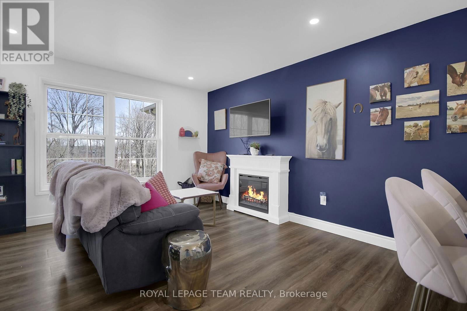 1621 SHAUNA CRESCENT Image 38