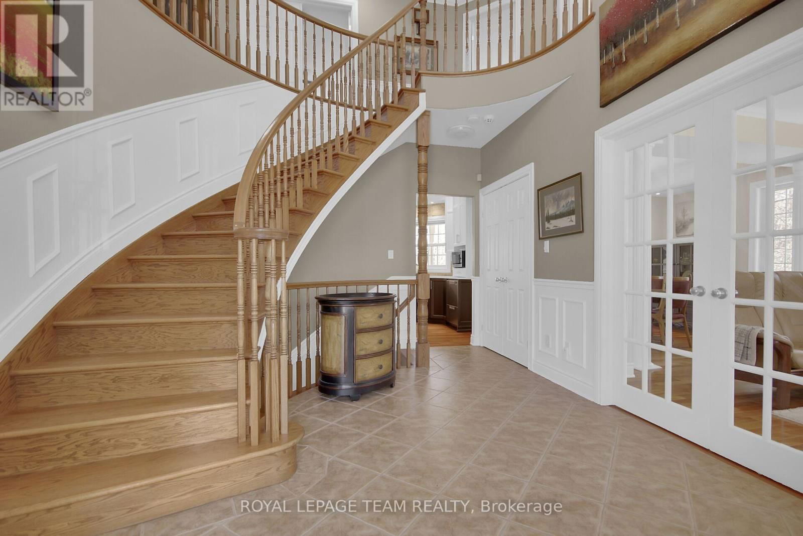 1621 SHAUNA CRESCENT Image 5