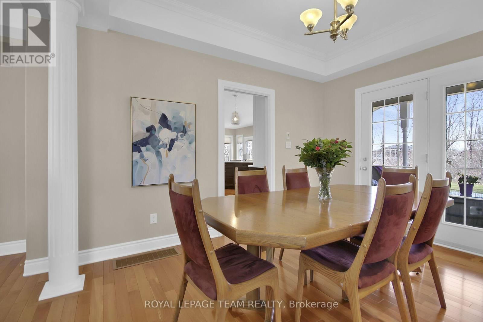 1621 SHAUNA CRESCENT Image 9