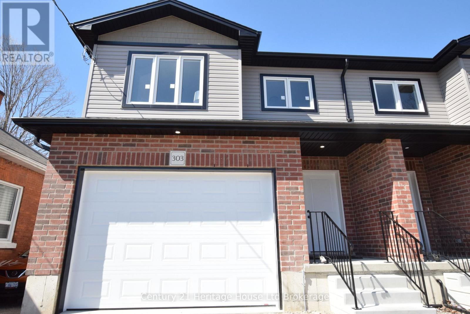 303 SIMCOE STREET Image 1
