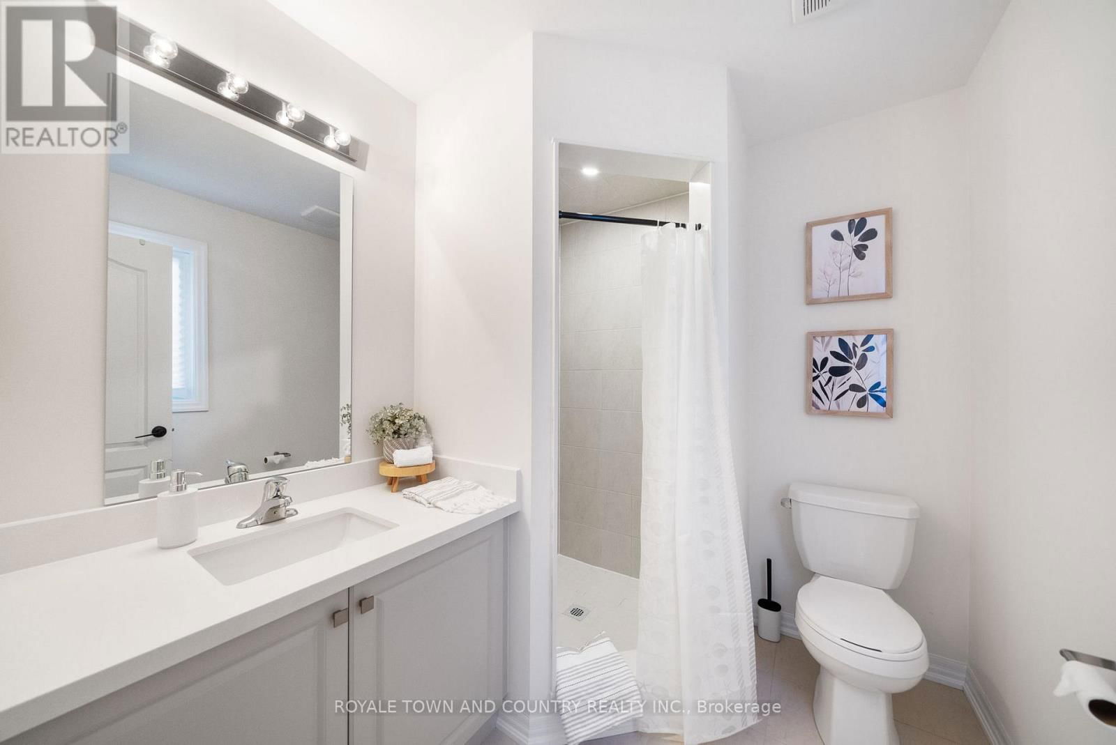 42 DOBSON STREET Image 31