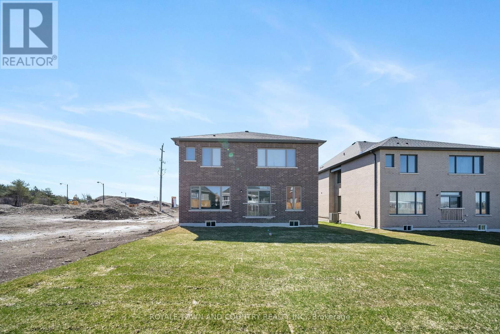 42 DOBSON STREET Image 39