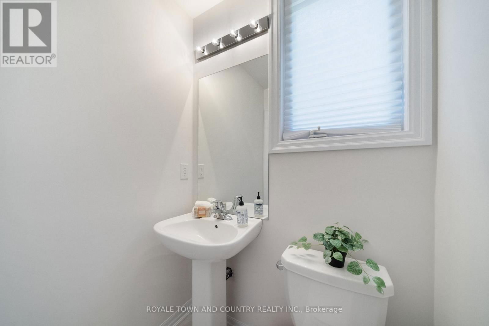 42 DOBSON STREET Image 5