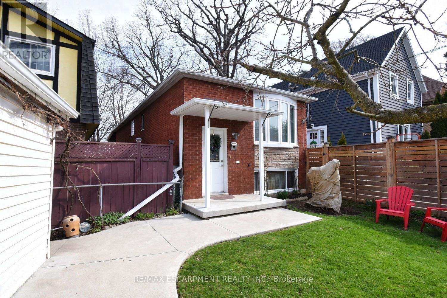 19 VICTORIA TERRACE Image 3