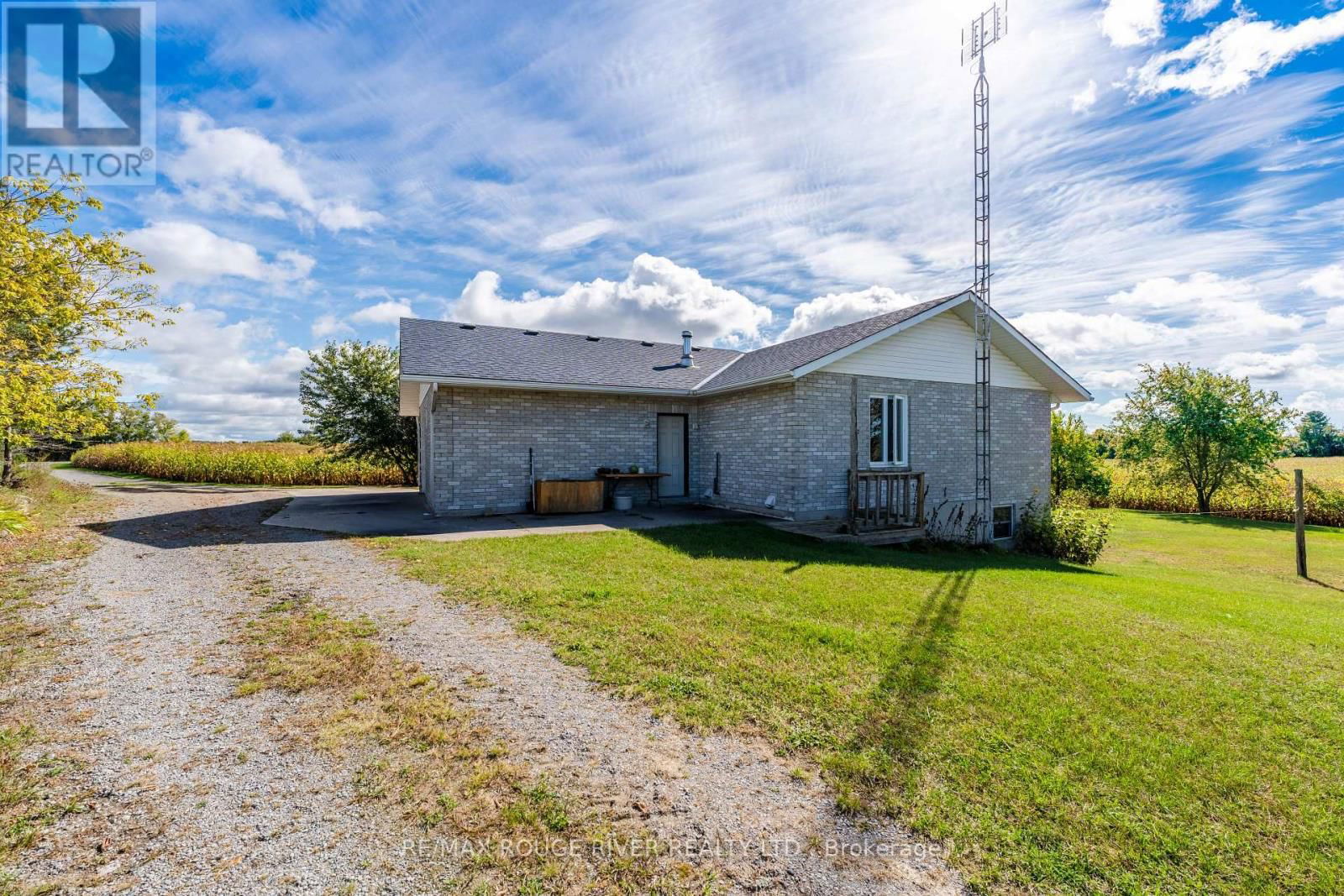 390 JAKOBI ROAD Image 17