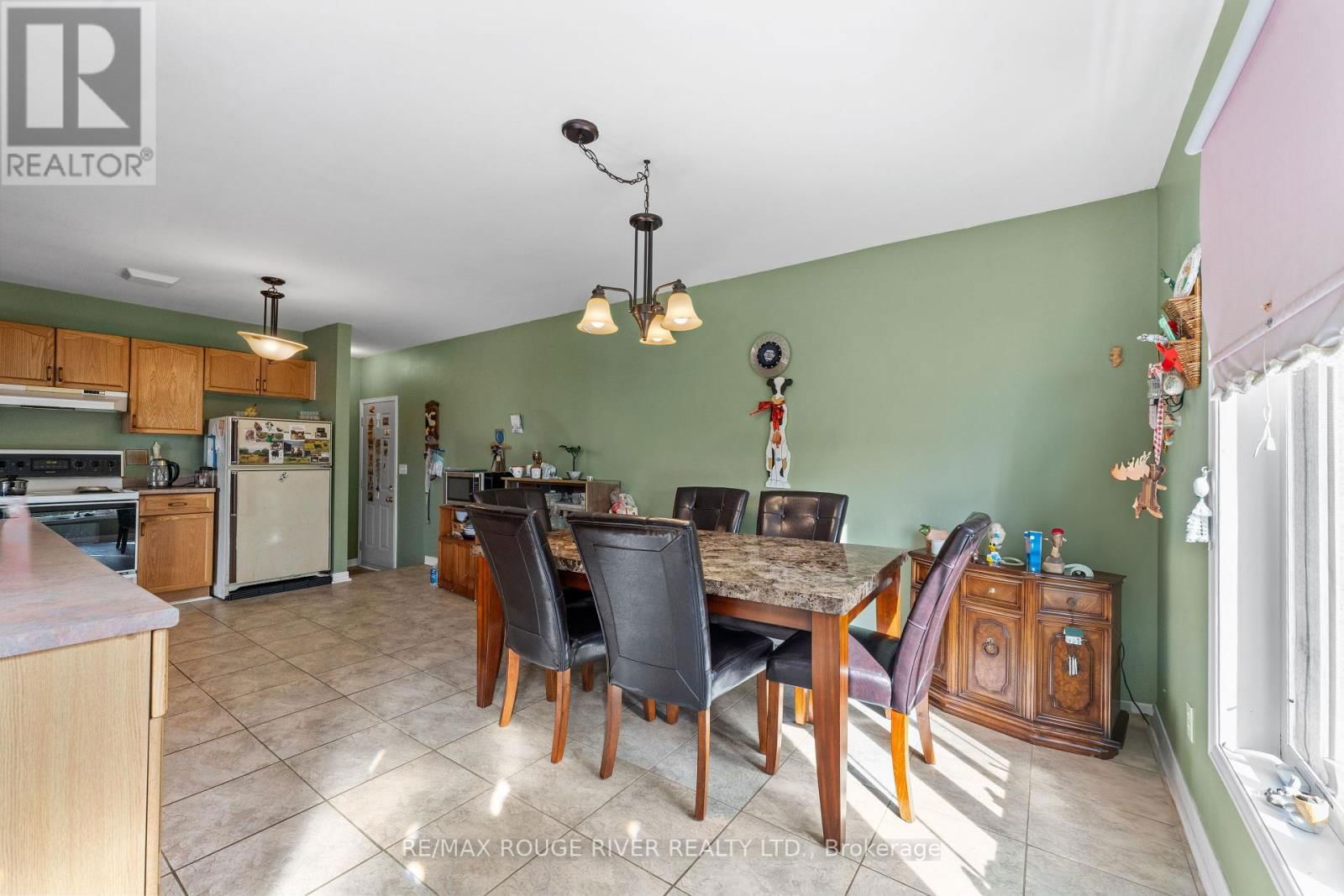 390 JAKOBI ROAD Image 5
